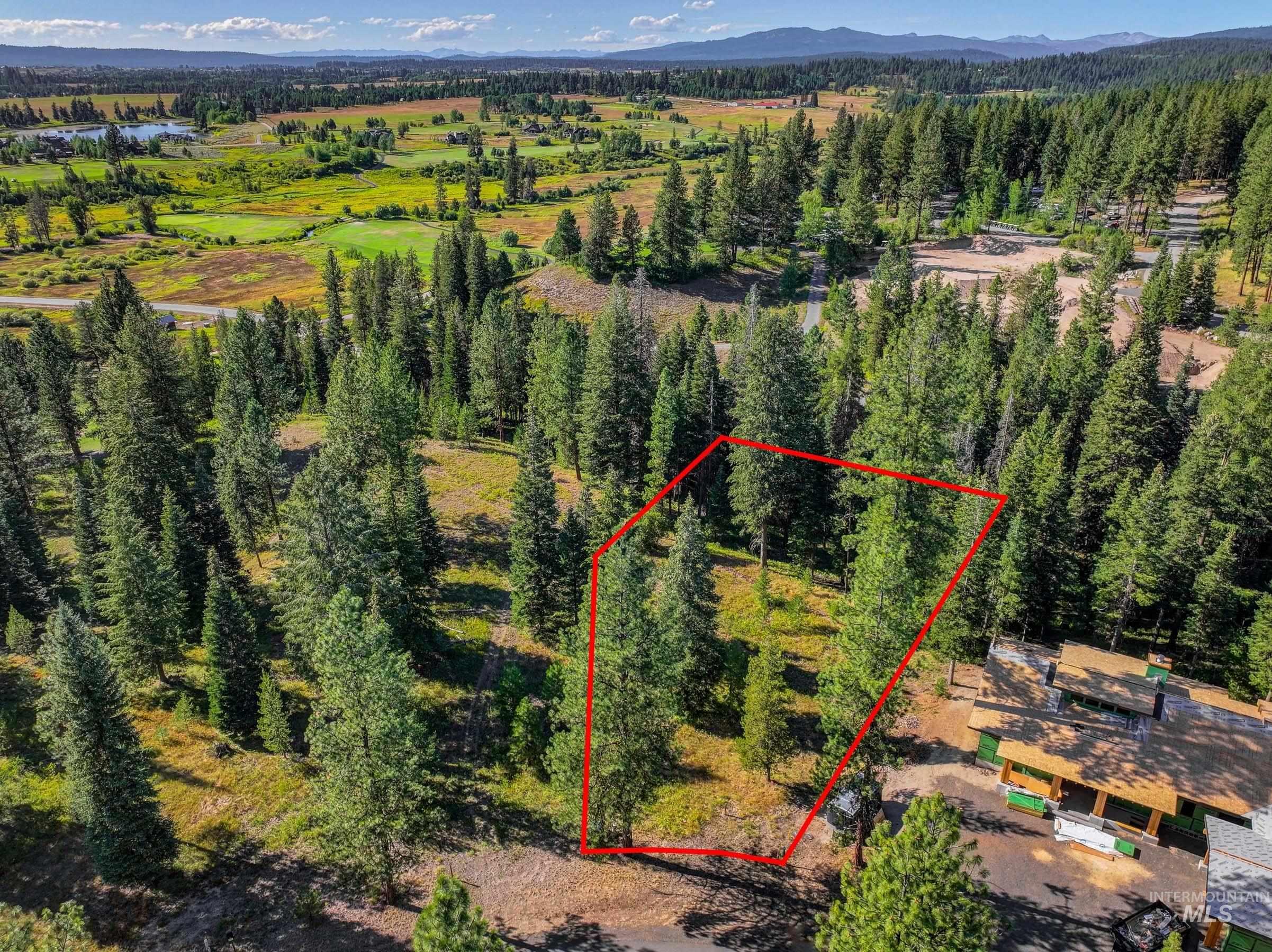 Aerial view of property's location with property boundaries highlighted