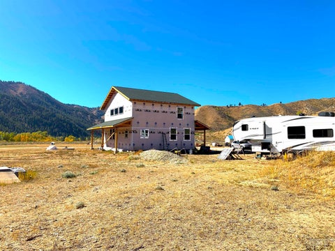 Photo of 5050 E Baumgartner Rd, Featherville, ID 83647 (MLS # 98982502)