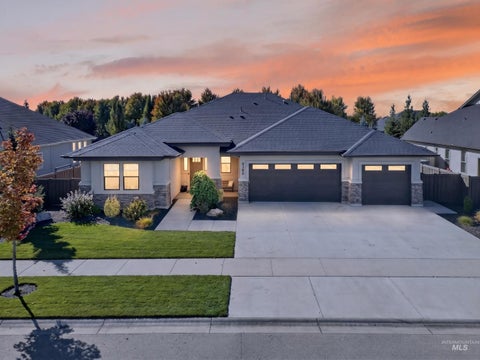 Photo of 5365 W Piaffe St, Eagle, ID 83616 (MLS # 99002242)