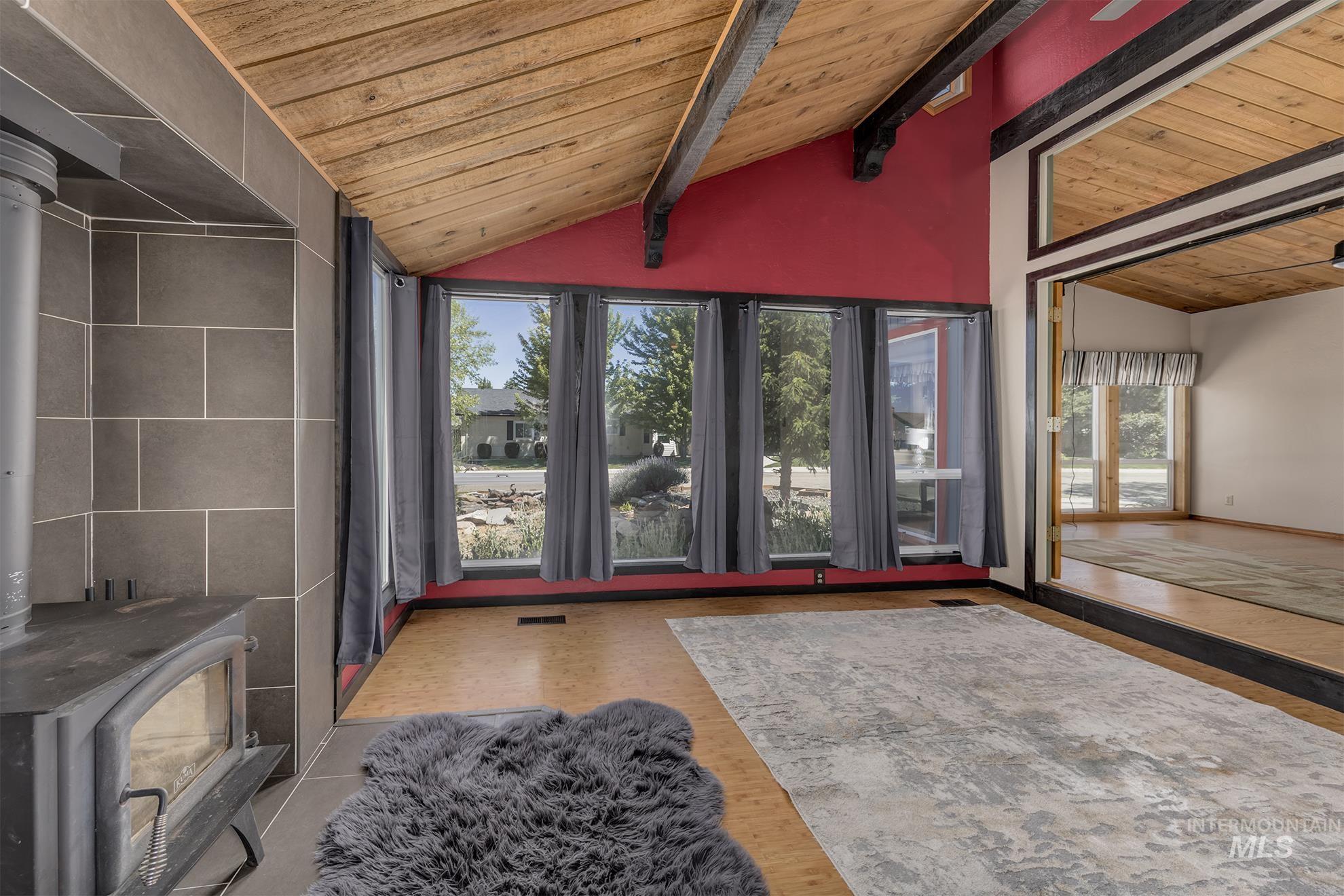 5132 S Council Bluffs Way