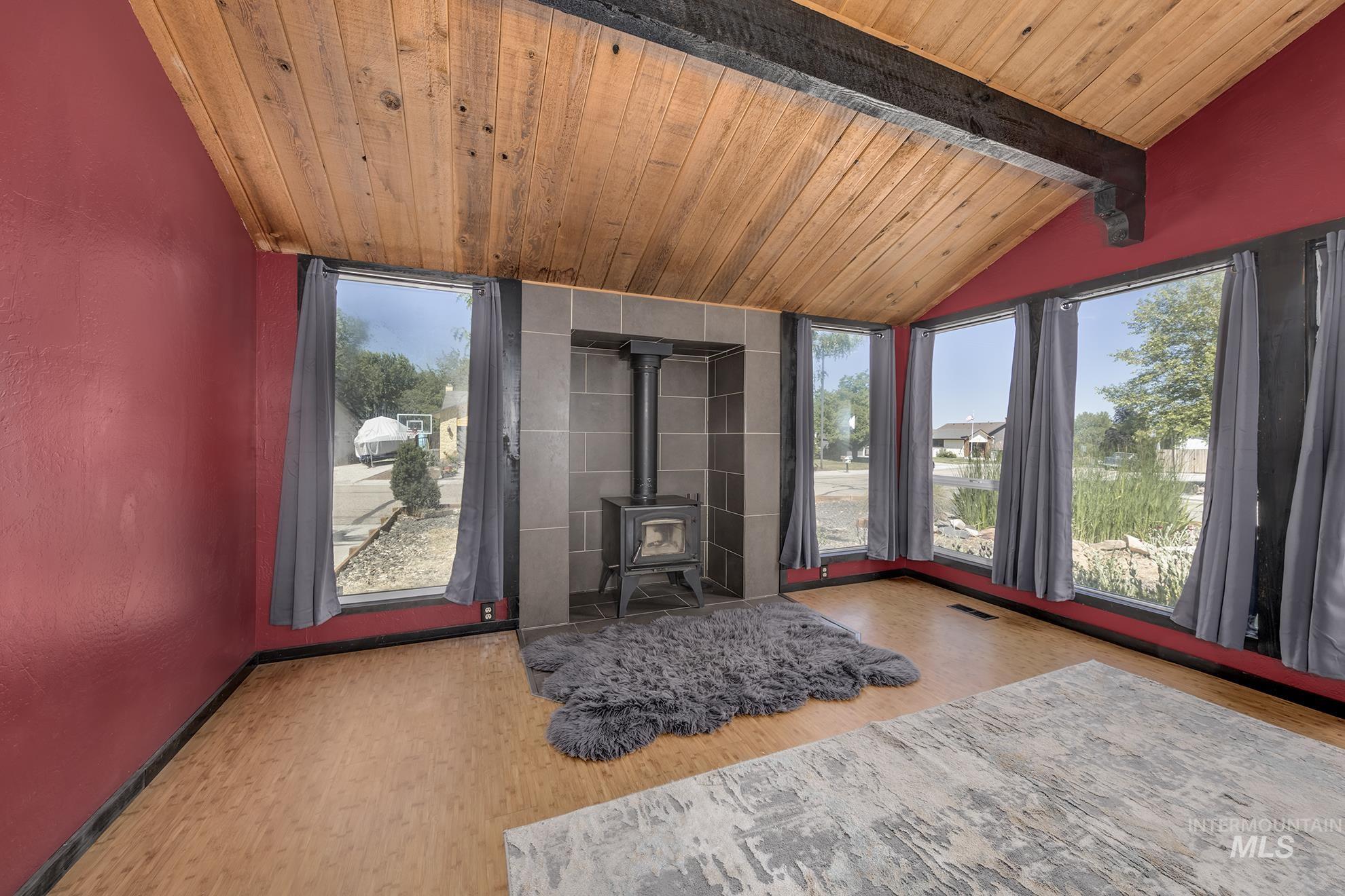 5132 S Council Bluffs Way