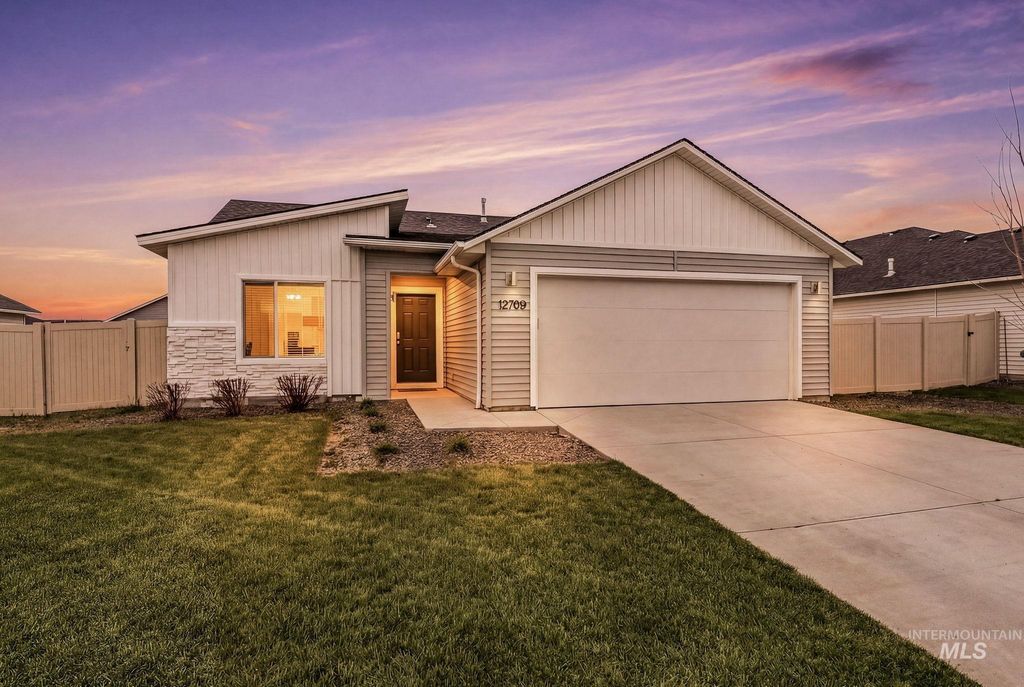 Photo of 12769 Ashfield, Caldwell, ID 83607 (MLS # 98979133)