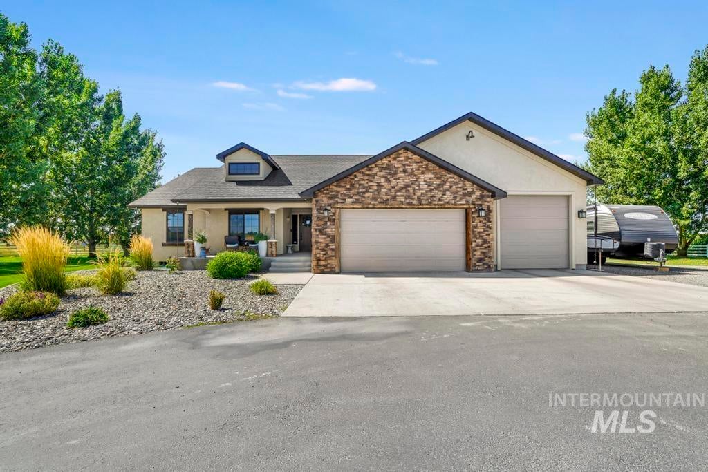 Photo of 129 N 150 W, Jerome, ID 83338 (MLS # 99002917)