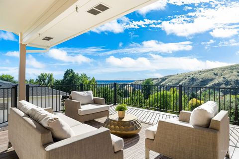 Photo of 4055 N La Mesita Way, Boise, ID 83702 (MLS # 98970888)