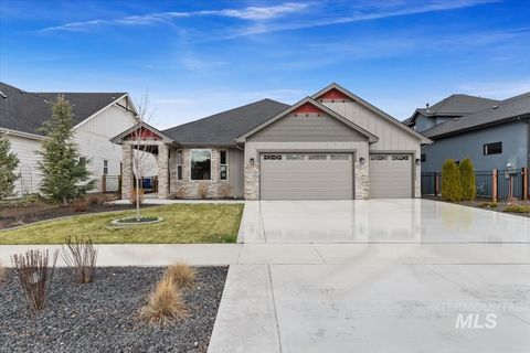 Photo of 8042 W Decathlon Dr, Eagle, ID 83616 (MLS # 98941440)