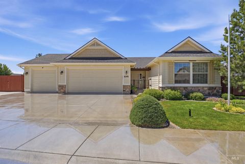 Photo of 1091 N Hornback Ave, Star, ID 83669 (MLS # 98987450)