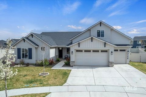 Photo of 17628 N Pass City Pl, Nampa, ID 83687 (MLS # 98980704)