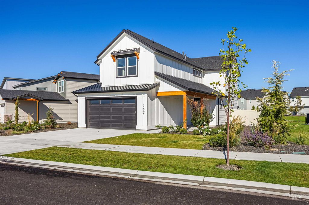 Photo of 12506 W Rosetta Way, Star, ID 83669 (MLS # 98982017)