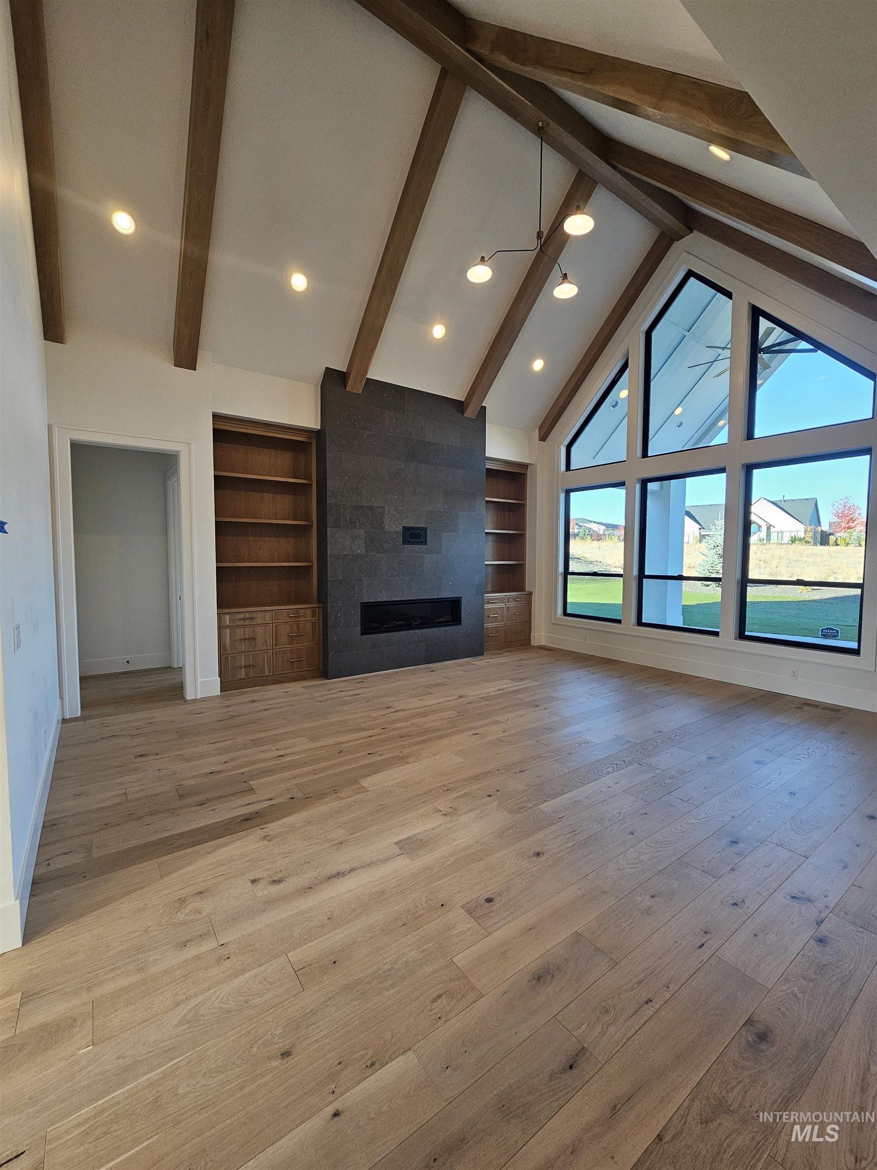 3426 N Harvest Moon Way