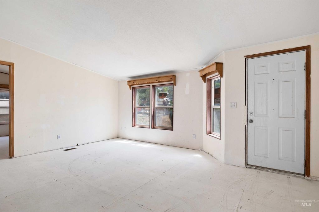 Photo of 218 E Ave G, Jerome, ID 83338 (MLS # 98955878)