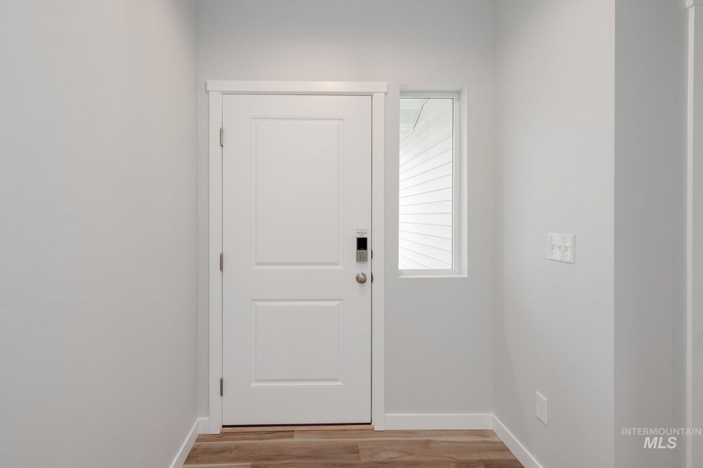 Photo of 1576 Long Pond St, Middleton, ID 83644 (MLS # 98967530)