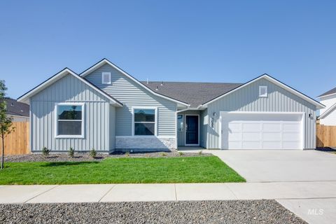Photo of 1576 Long Pond St, Middleton, ID 83644 (MLS # 98967530)