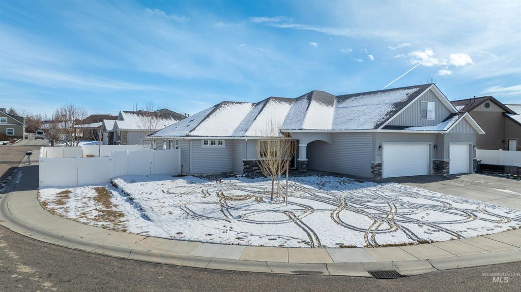 Photo of 1151 Connor Court, Kimberly, ID 83341 (MLS # 98975457)