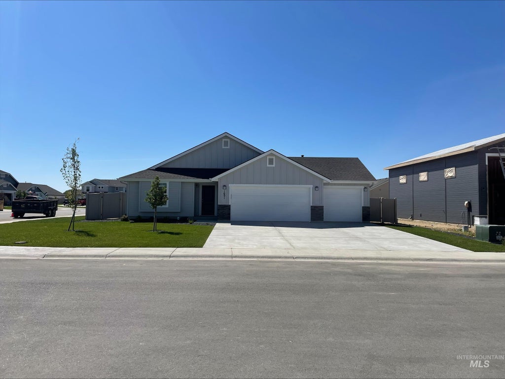 Photo of 1652 Longford St, Middleton, ID 83644 (MLS # 99005224)