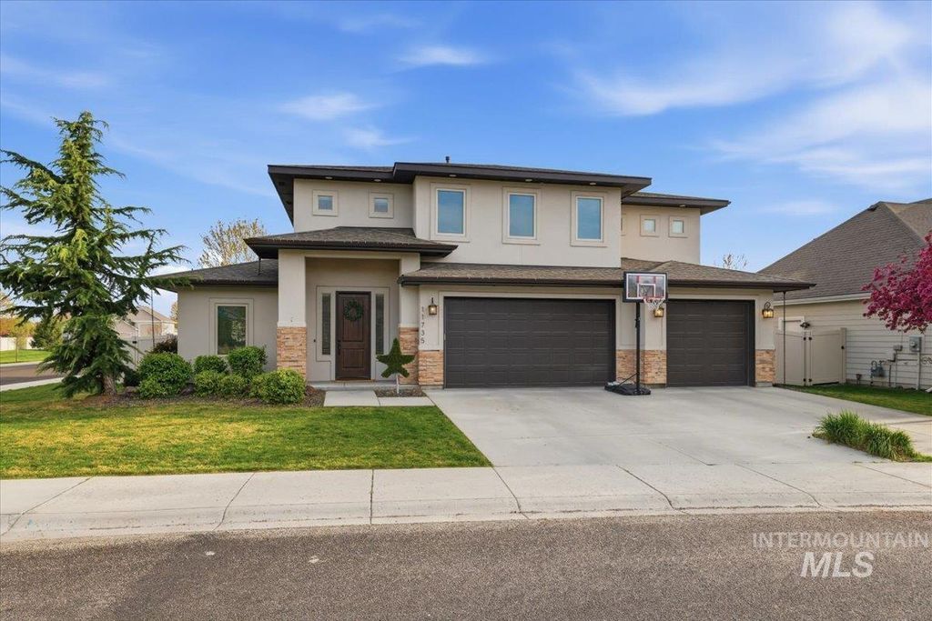 Photo of 11735 W Carlisle Bay Dr, Star, ID 83669 (MLS # 98981942)