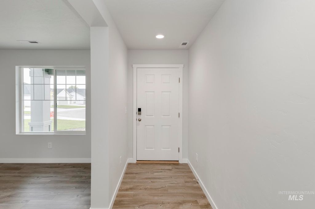 Photo of 2337 N Iditarod Ave, Kuna, ID 83634 (MLS # 98964550)