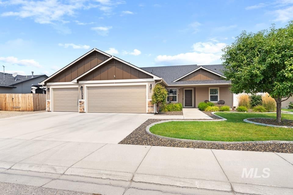 Photo of 1098 Homestead Dr, Emmett, ID 83617 (MLS # 98995858)