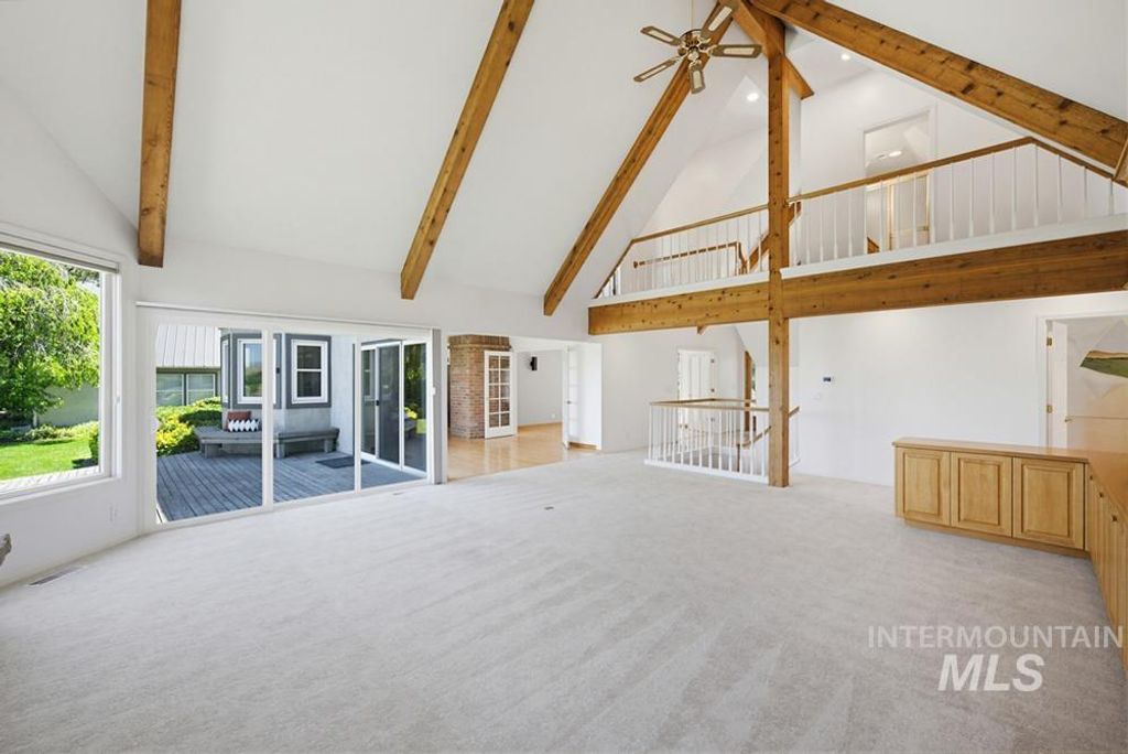Photo of 10320 W Whispering Cliffs Dr, Boise, ID 83704 (MLS # 98990544)