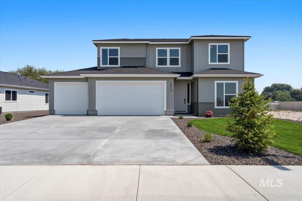 Photo of 4317 Tropic Way, Caldwell, ID 83607 (MLS # 98998095)
