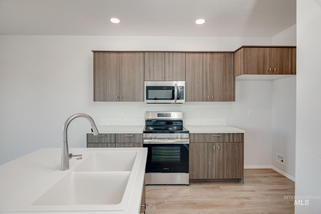 Photo of 2526 W Fallon Loop, Nampa, ID 83651 (MLS # 98968409)