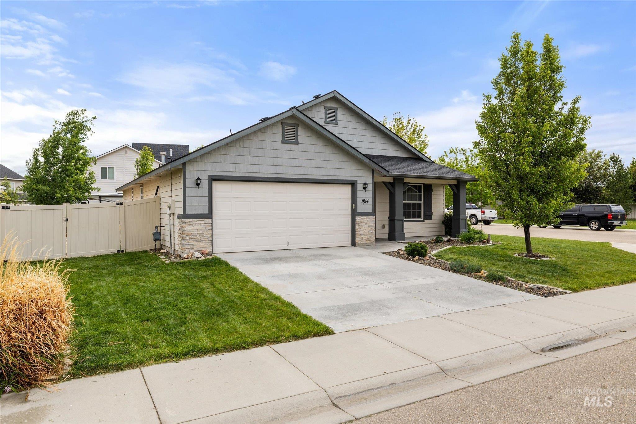 1814 N Rosedust Dr.