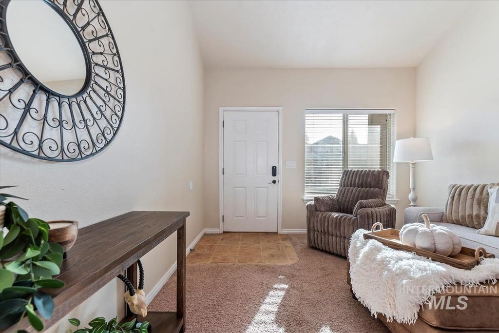 Photo of 21 Mangum Cir #7, Donnelly, ID 83615 (MLS # 98984228)