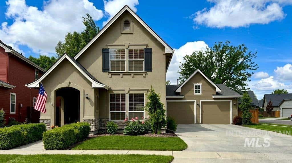 Photo of 1013 E Legacy View Dr, Meridian, ID 83646 (MLS # 98995895)