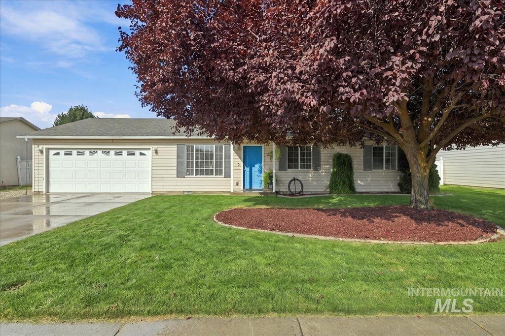 Photo of 1337 N 2nd Street, Payette, ID 83661 (MLS # 99000825)
