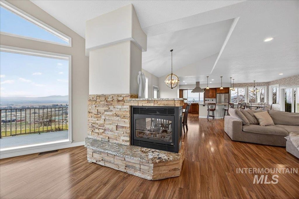 Photo of 3640 Bishop Road, Emmett, ID 83617 (MLS # 98970321)