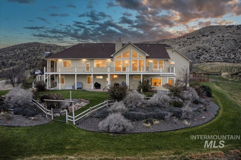 Photo of 3640 Bishop Road, Emmett, ID 83617 (MLS # 98970321)