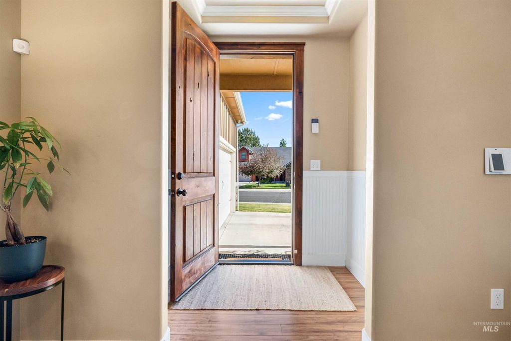 Photo of 2271 Canyon Trail Way, Twin Falls, ID 83301 (MLS # 98987570)