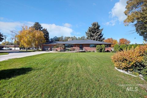 2240 Overland Ave. Burley ID 83318