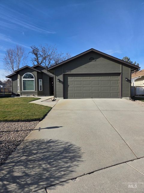 Photo of 8513 N Willowdale Dr, Garden City, ID 83714 (MLS # 98976670)