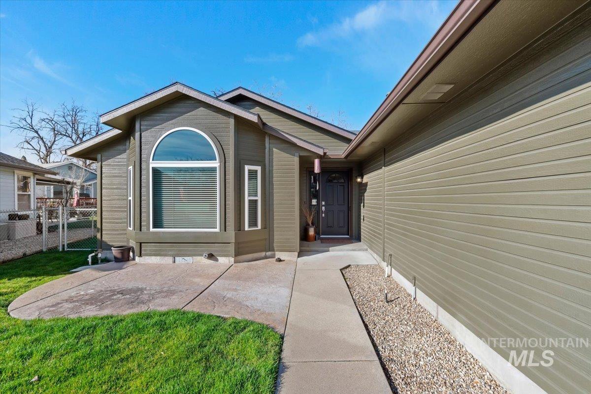 8513 N Willowdale Dr.