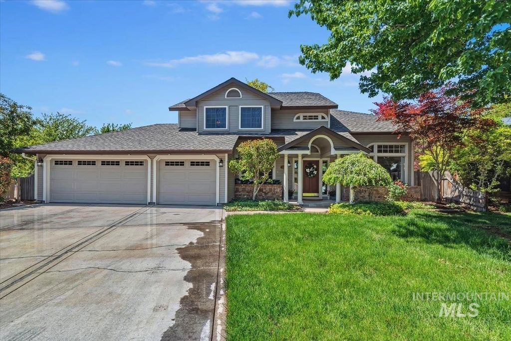 Photo of 10070 Ironclad Court, Boise, ID 83704 (MLS # 98986146)