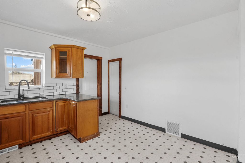 Photo of 206 E 8th Street, Rupert, ID 83350 (MLS # 98972940)