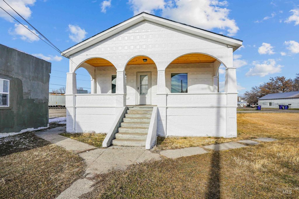 Photo of 206 E 8th Street, Rupert, ID 83350 (MLS # 98972940)