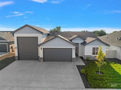 Photo of 1510 Castle Way, Emmett, ID 83617 (MLS # 98953589)