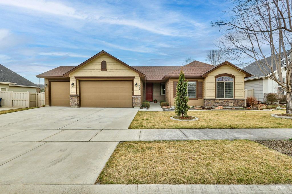 Photo of 1003 Overland Trail St, Middleton, ID 83644 (MLS # 98978791)