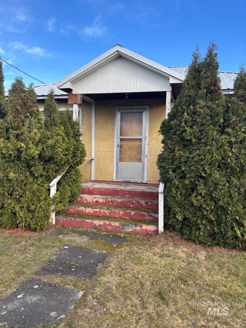 Photo of 3313 4th Street, Lewiston, ID 83501 (MLS # 98975429)