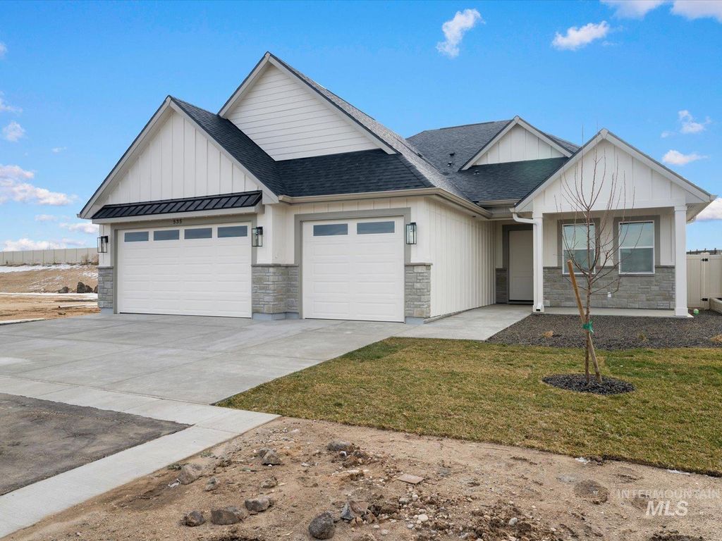 Photo of 535 E Distributor Dr, Boise, ID 83716 (MLS # 98968124)