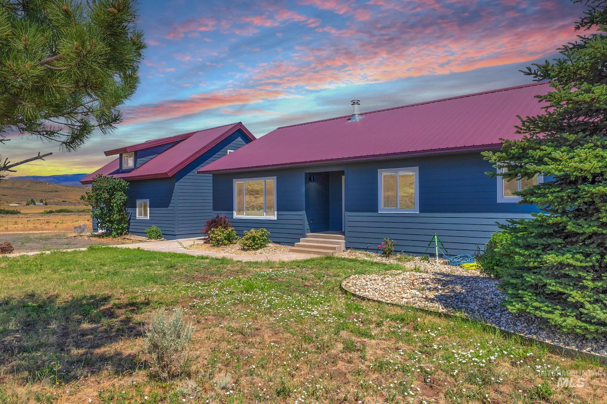 1070 W Indian Valley Rd