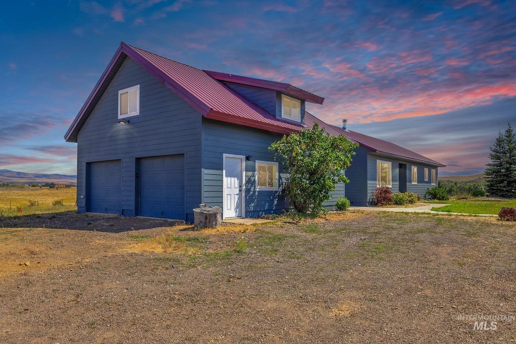 Photo of 1070 W Indian Valley Rd, Indian Valley, ID 83632 (MLS # 98955804)