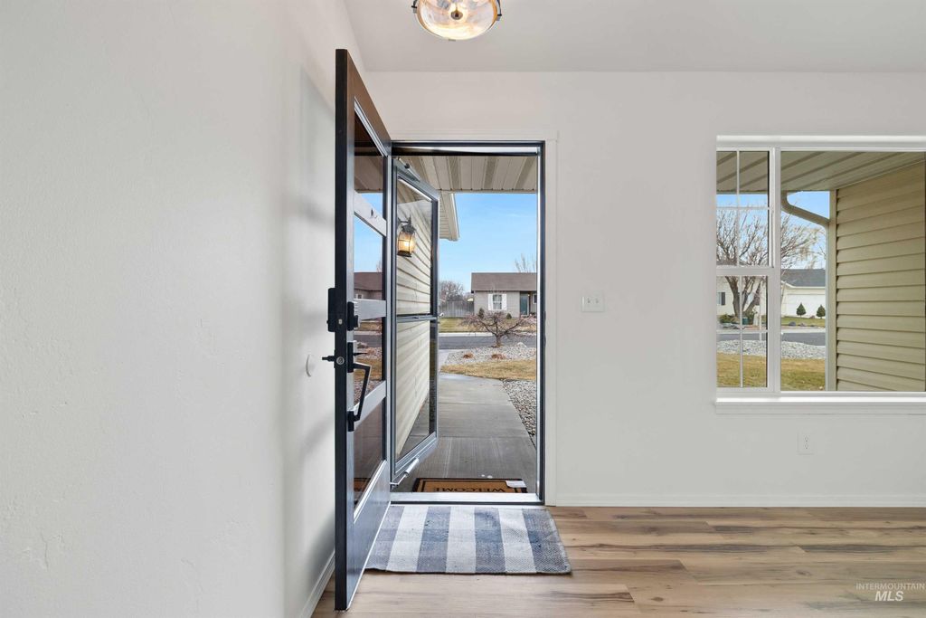 Photo of 620 Titleist Ct, Twin Falls, ID 83301 (MLS # 98972528)