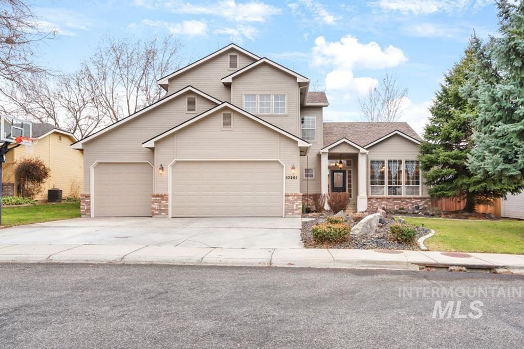 Photo of 10461 W Sawtail St, Boise, ID 83714 (MLS # 98969990)