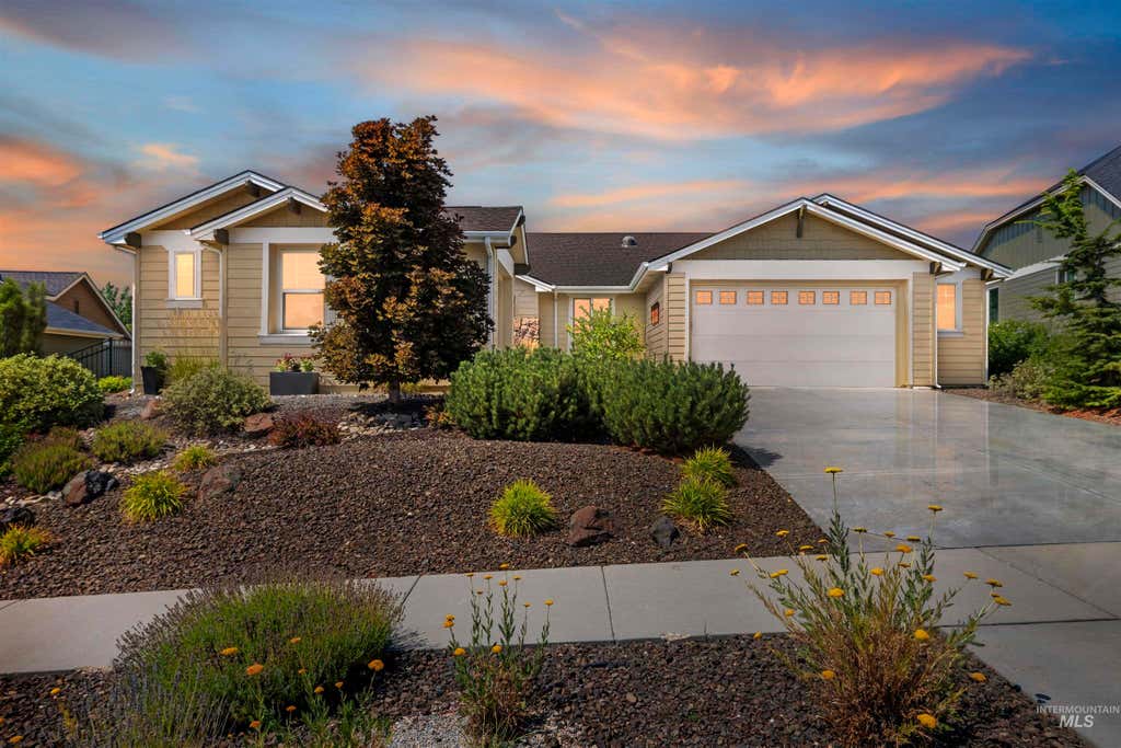 Photo of 18597 N Goldenridge Place, Boise, ID 83714 (MLS # 98996476)