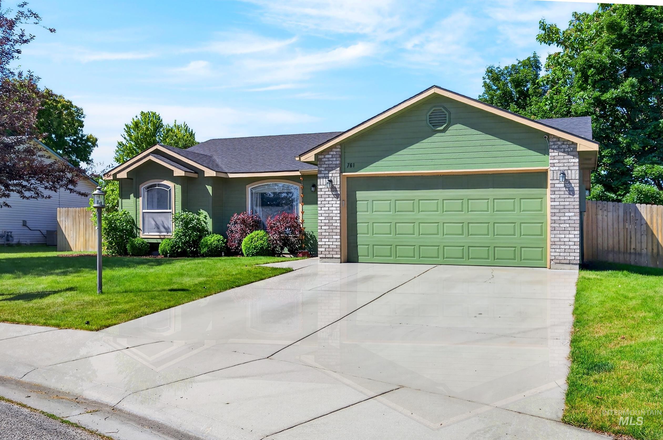 761 N Abernathy Way