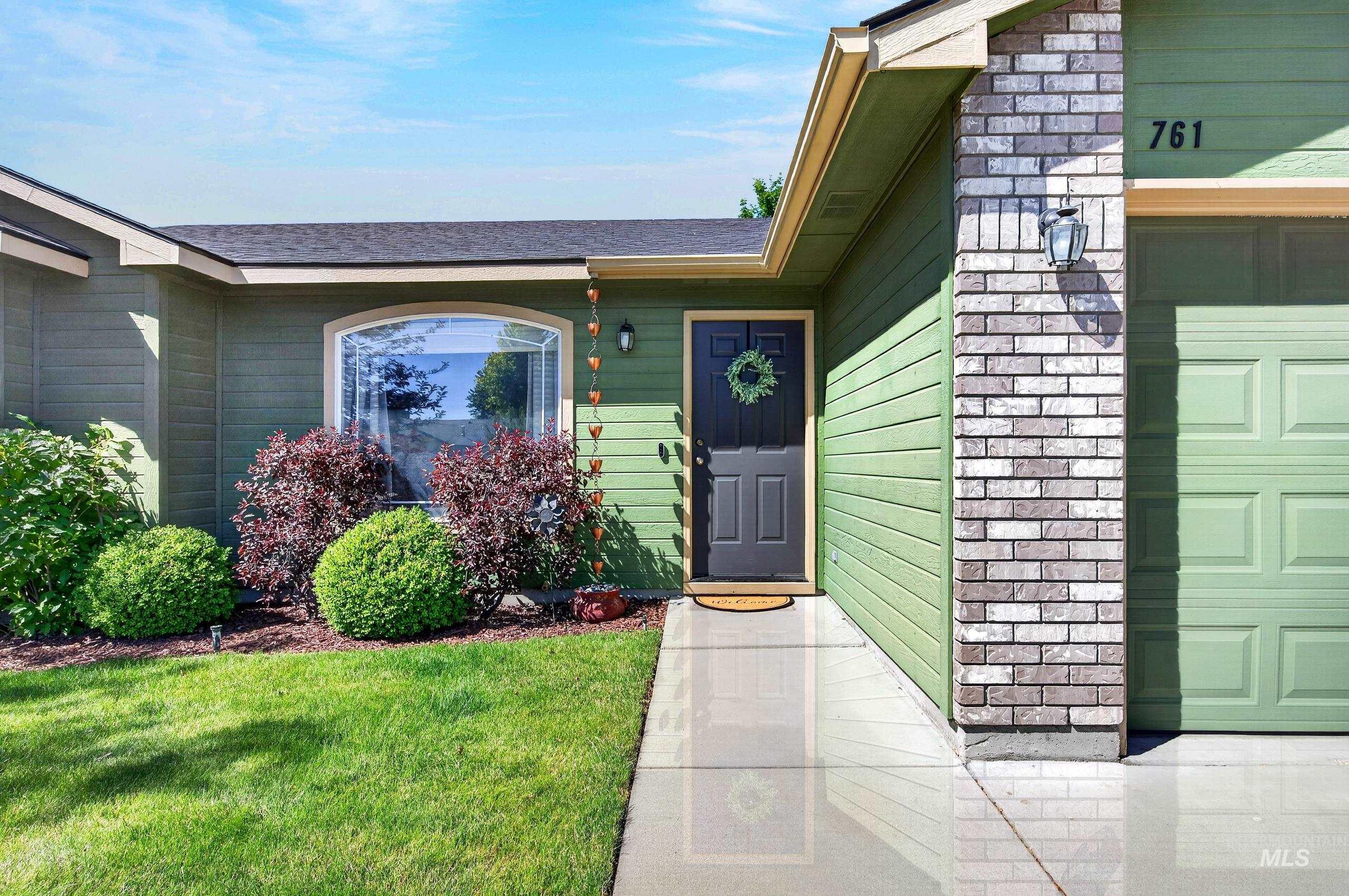 761 N Abernathy Way