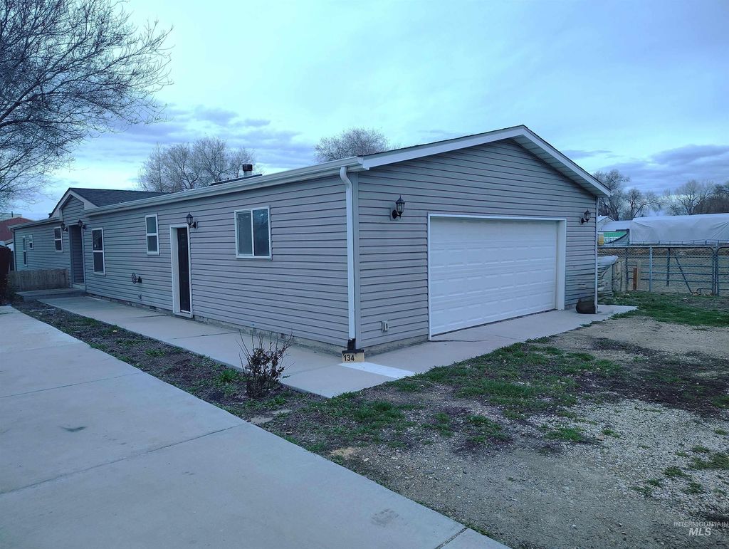 Photo of 134 1st Street, Nampa, ID 83687 (MLS # 98985605)