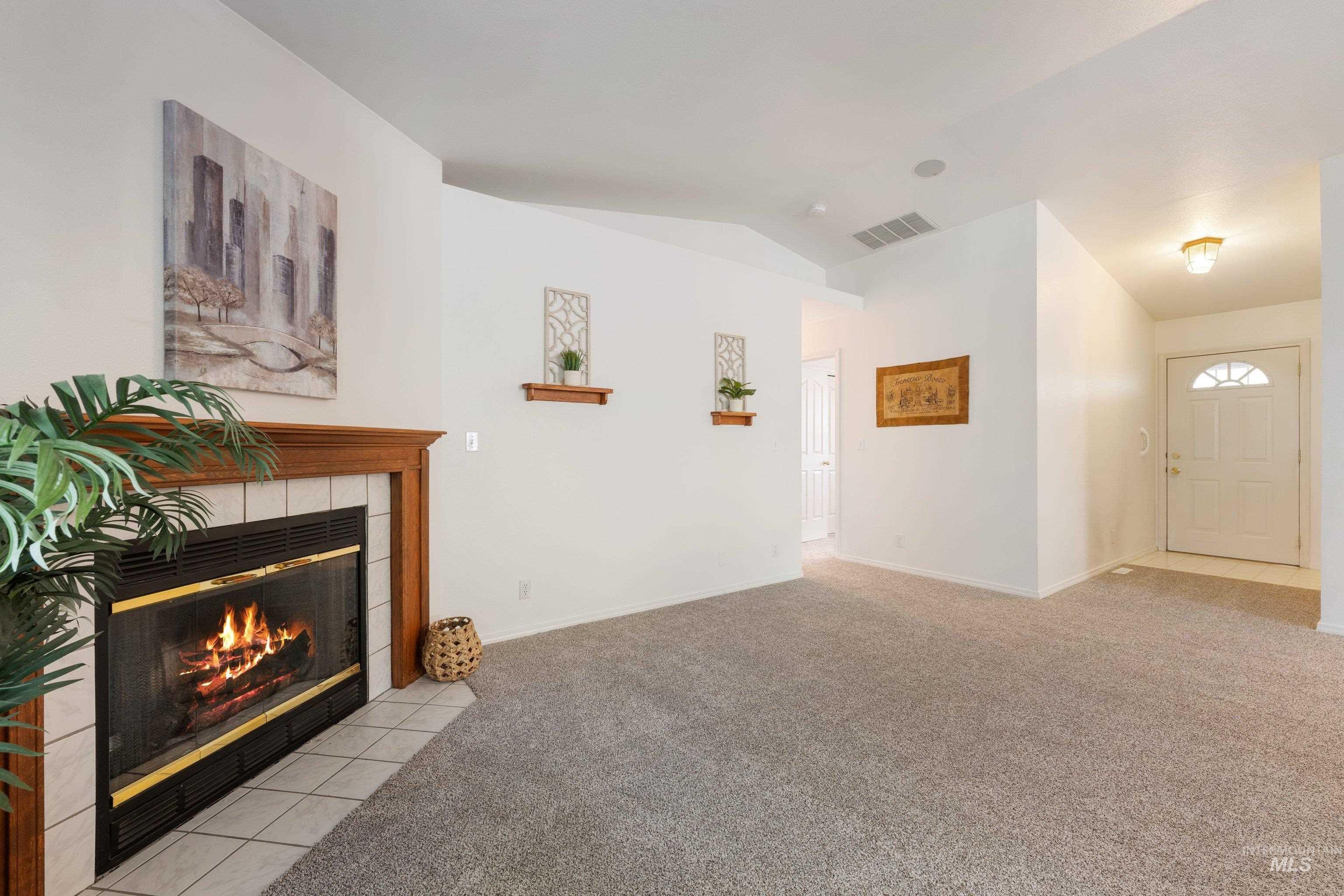 4861 S Ambush Avenue